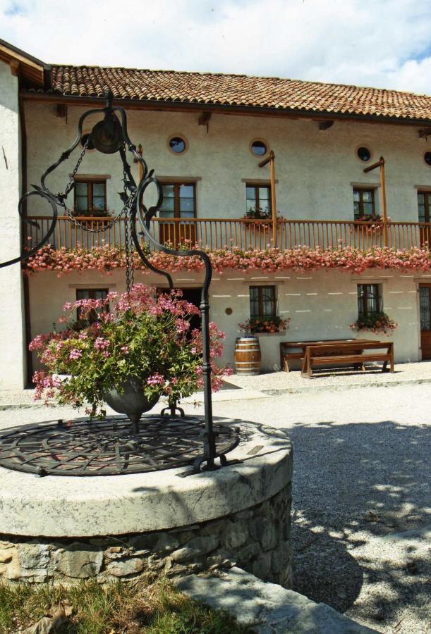 Hotel Ristorante La Casona Feltre Buitenkant foto